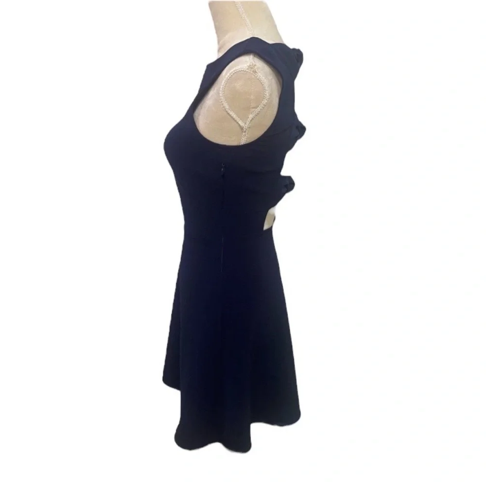 Zara Woman dark blue cutout fit and flare sleeveless dress size xs - Picture 3 of 8